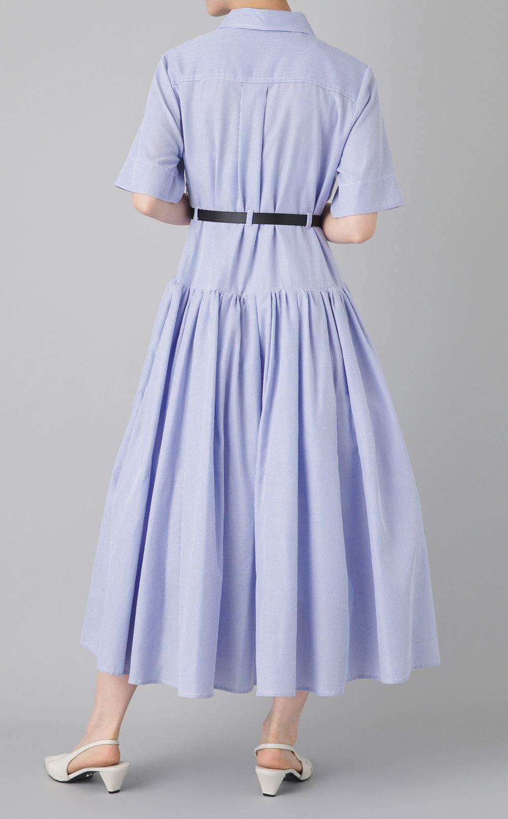 ベルト付きワンピース