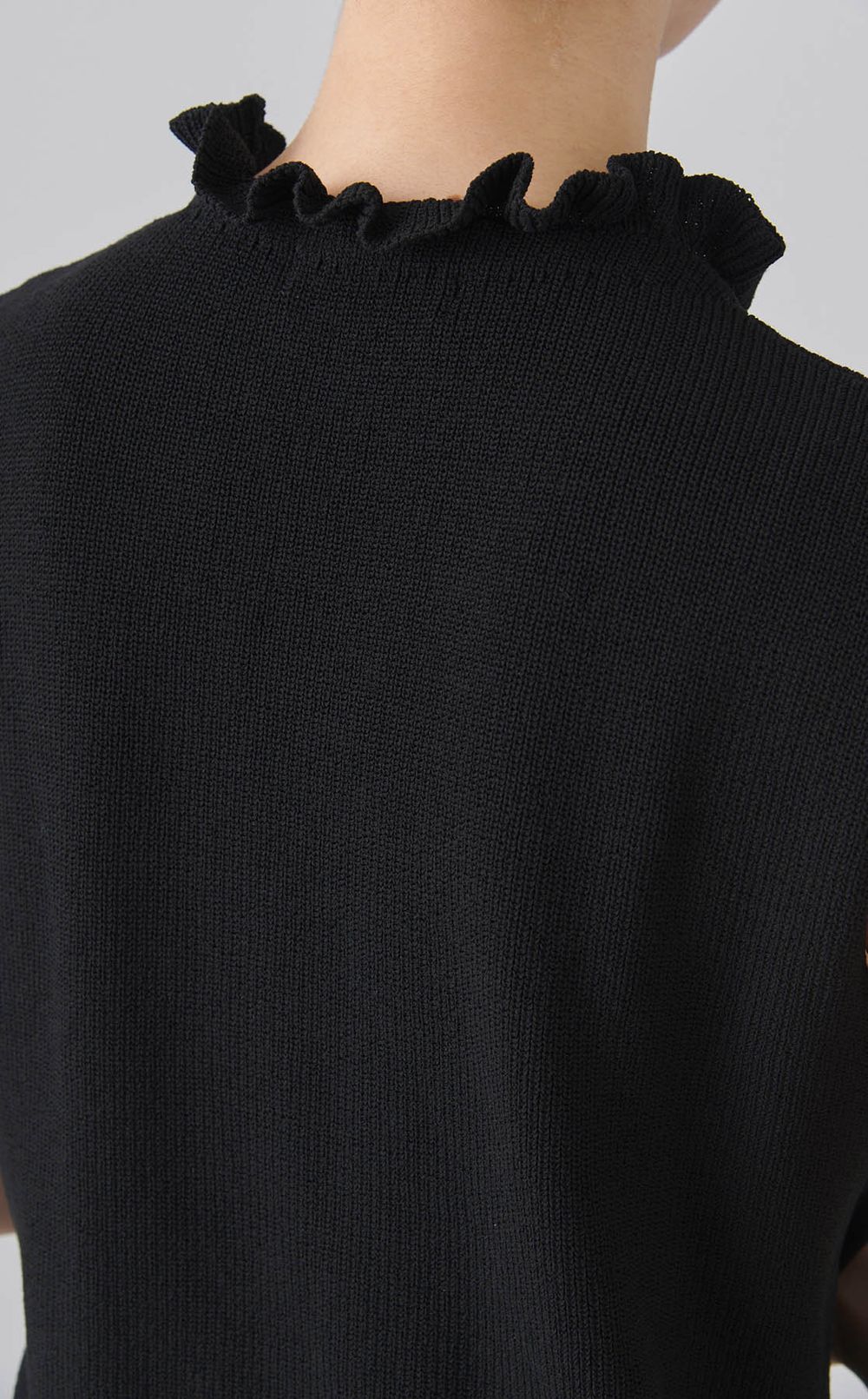 フリルトリムコットンニットベスト