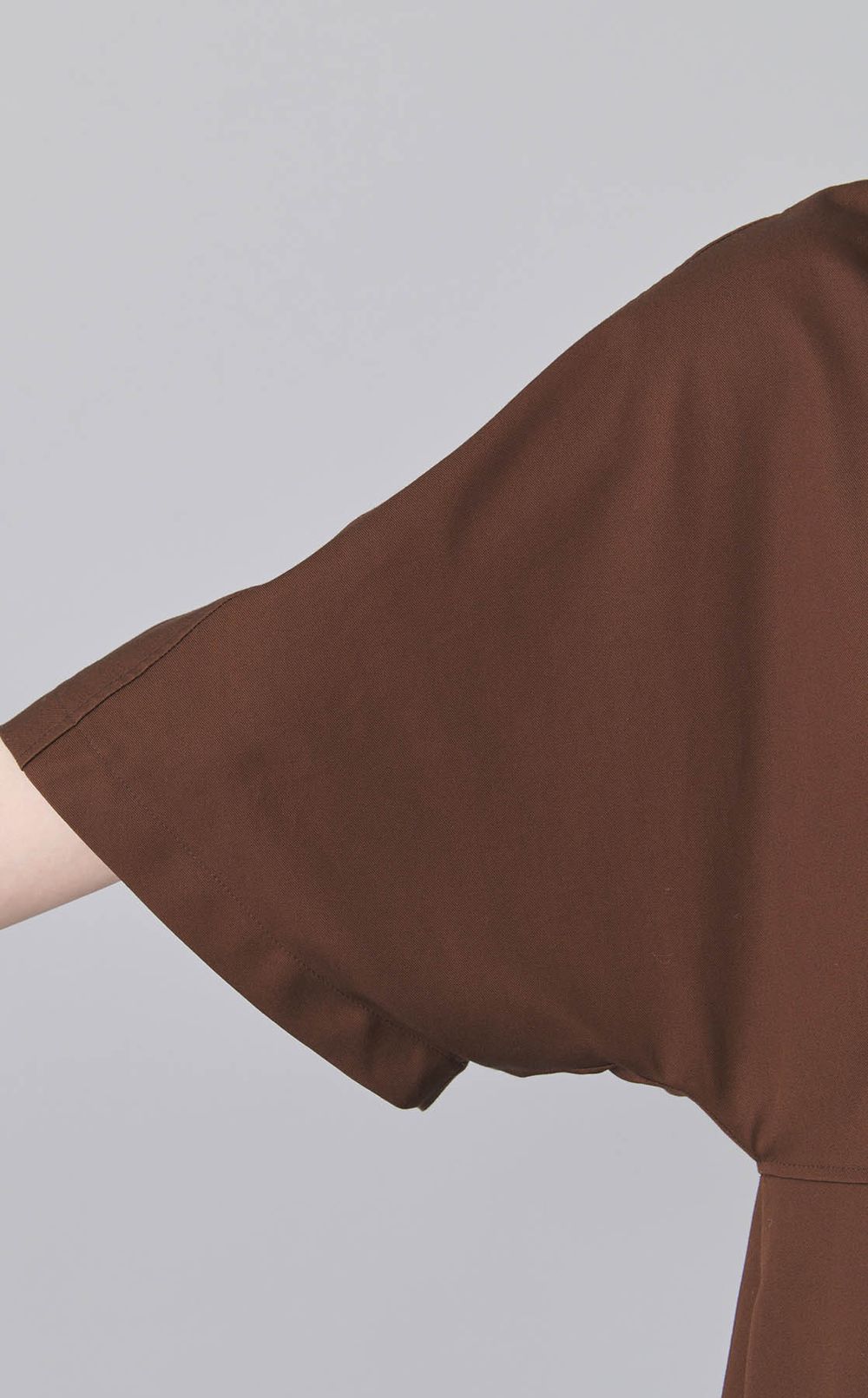 コットンツイルVネックワンピース