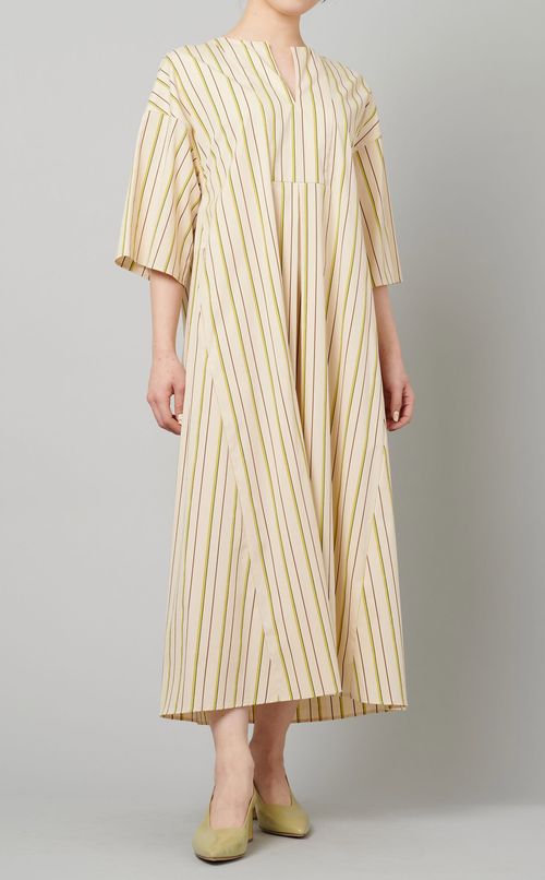 キーネックストライプワンピース