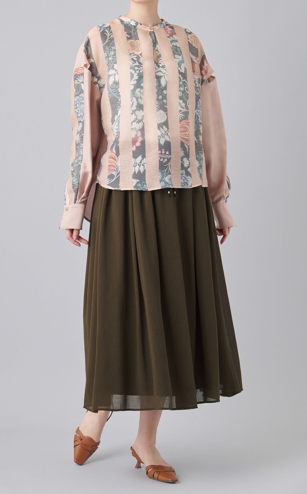 フラワープリントストライプブラウス