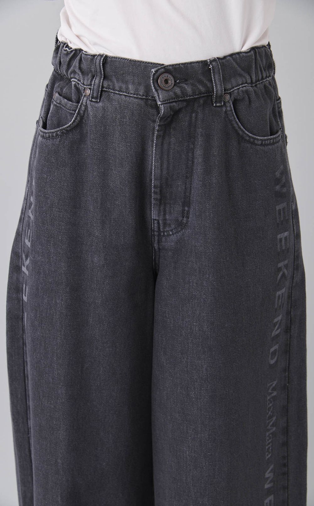 ウォッシュドブラックデニムパンツ
