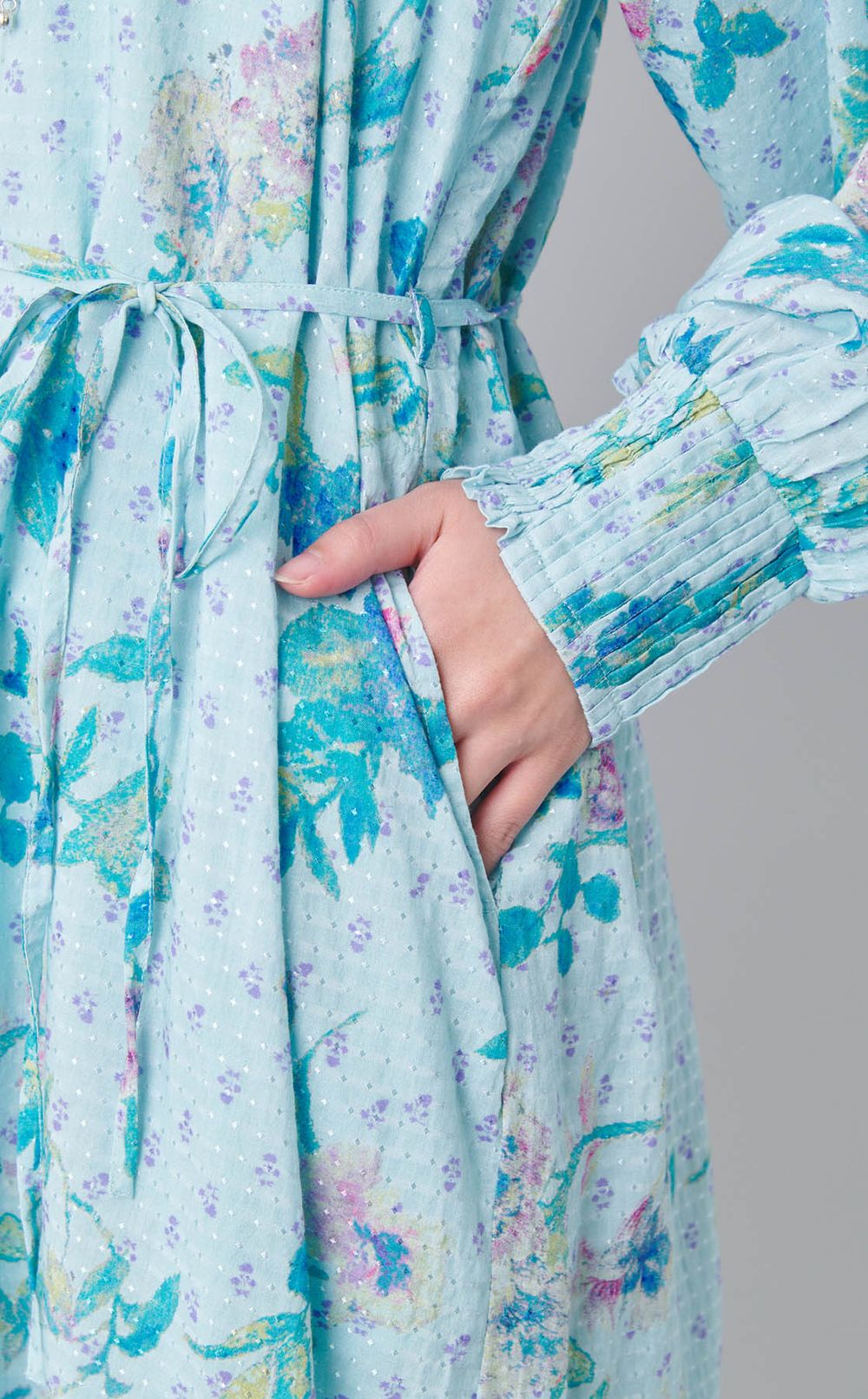 ドットドビーフラワーギャザーワンピース