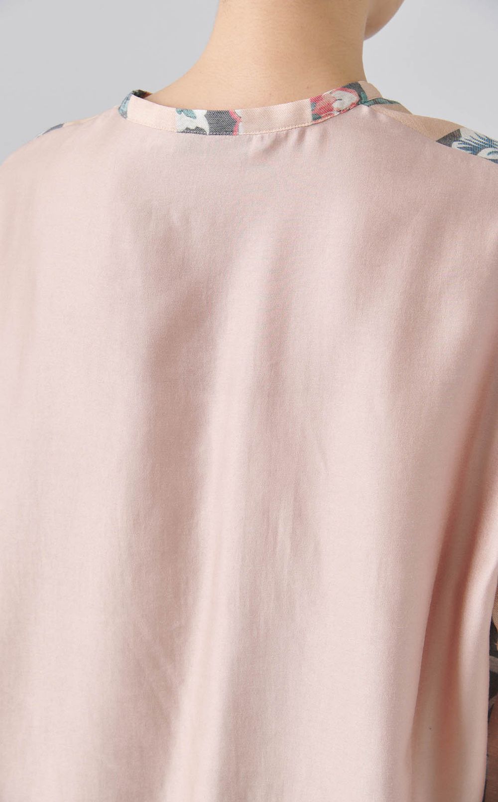 フラワープリントストライプブラウス