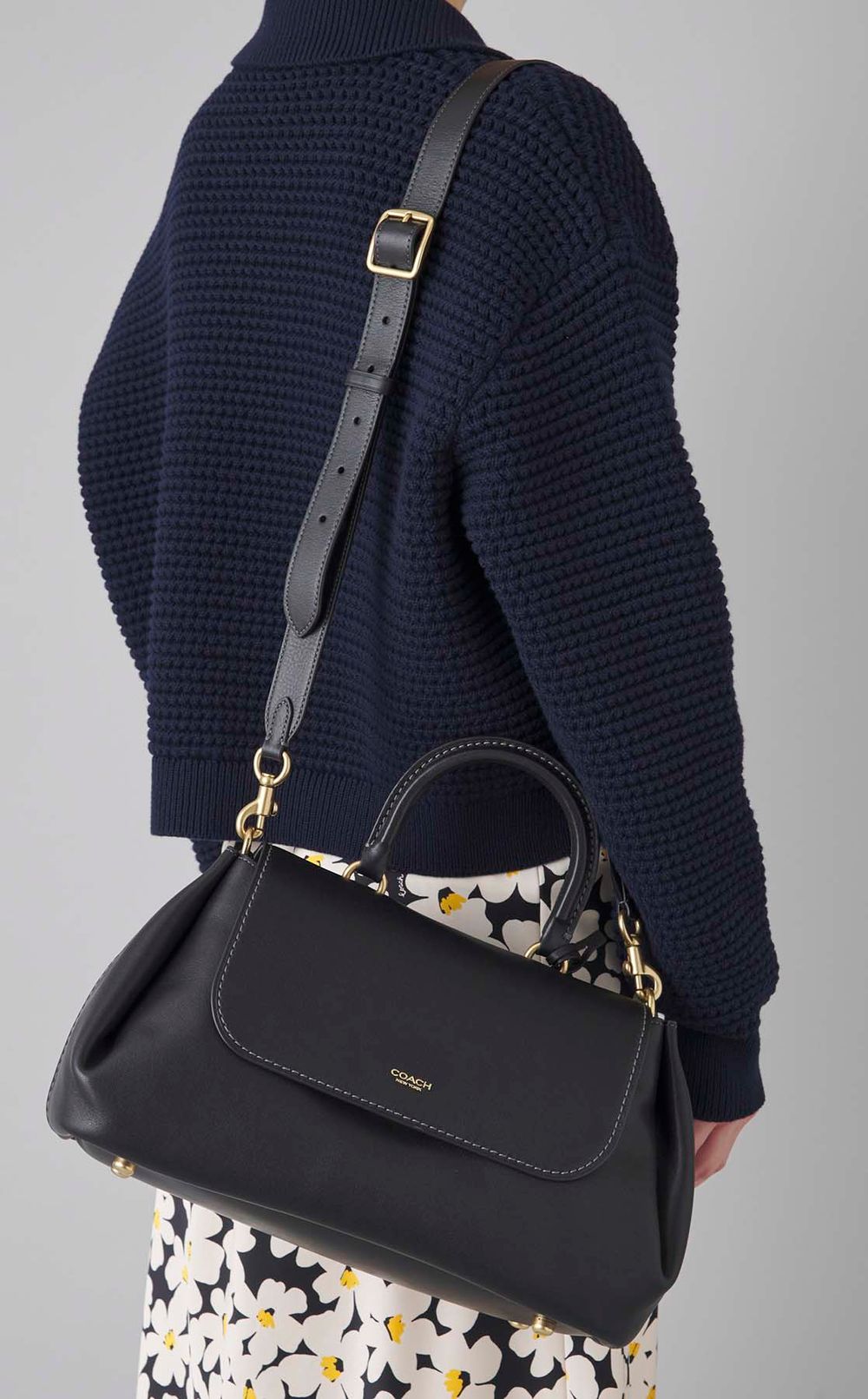 スラウチーローグトップハンドルバッグ