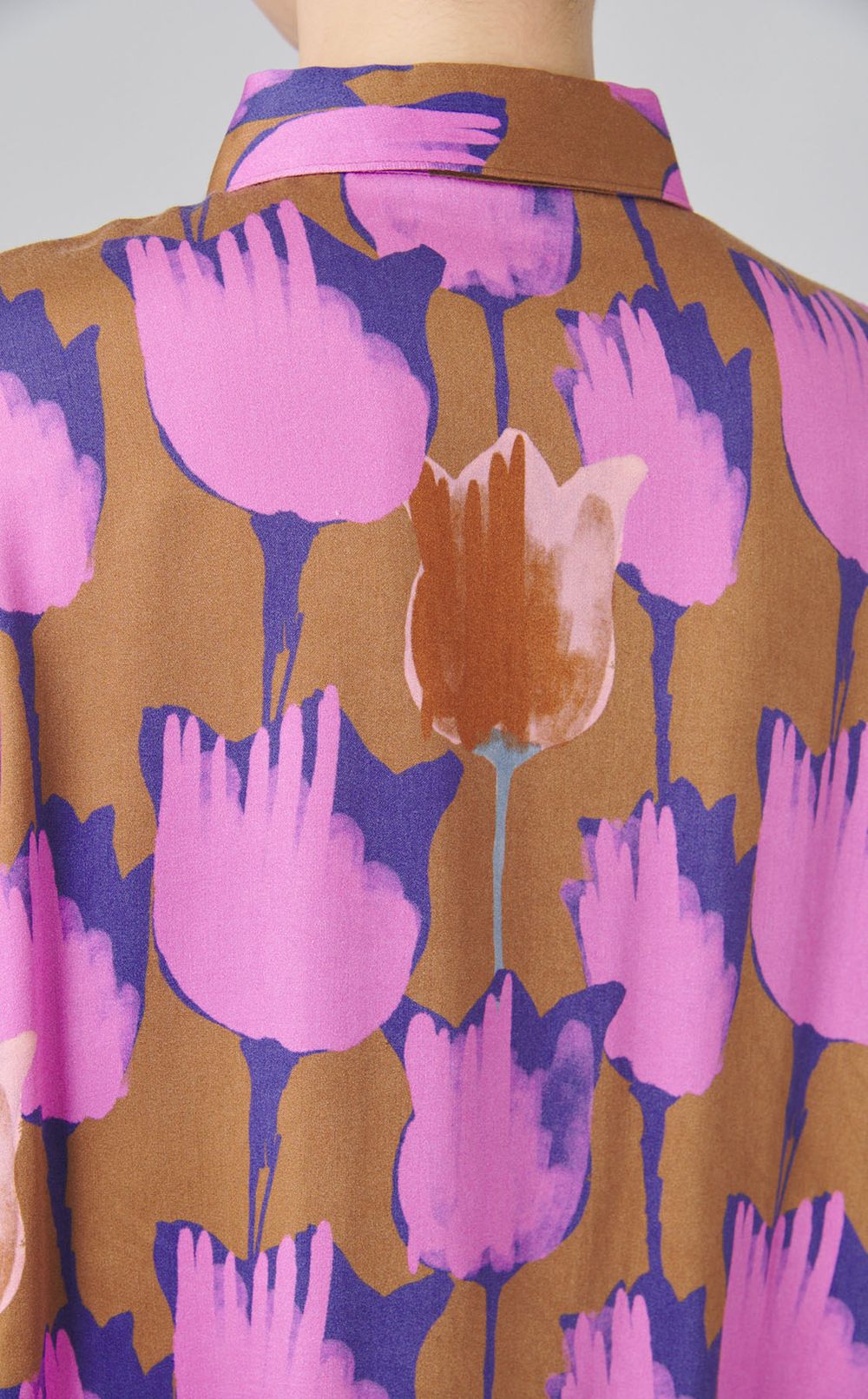 フラワープリントサテンシャツ