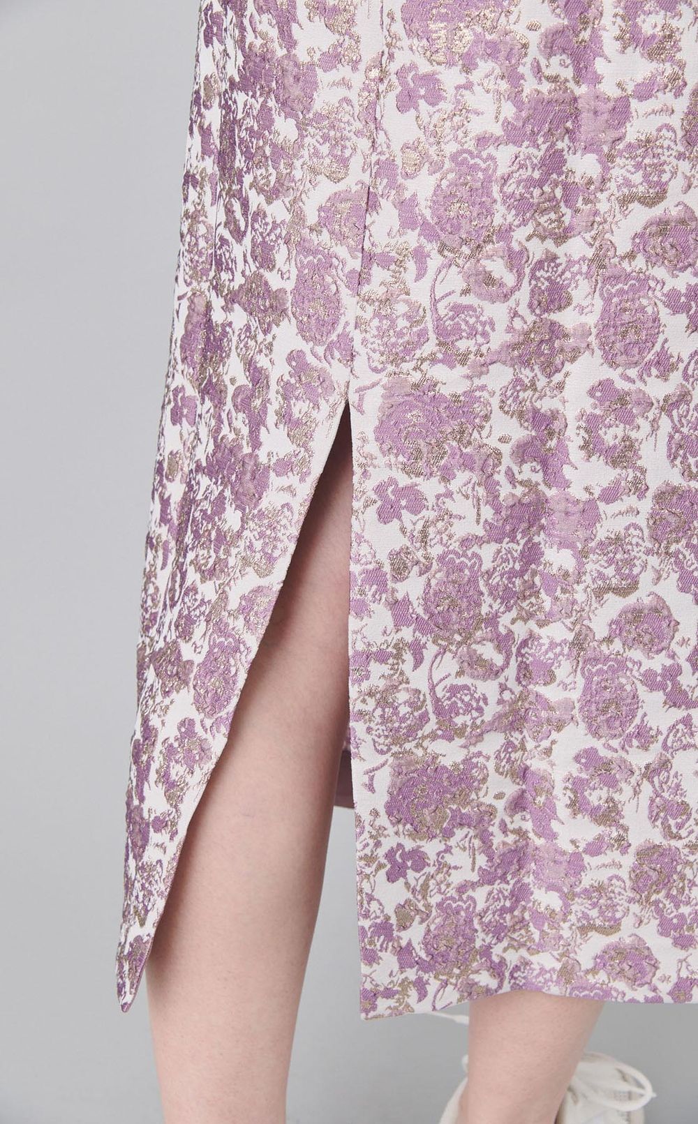 グリッタージャガードペンシルスカート