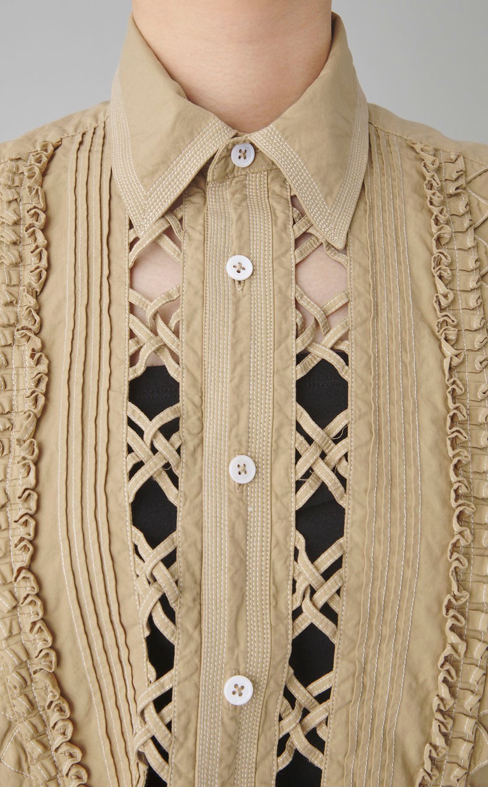 フリルクロップドシャツ