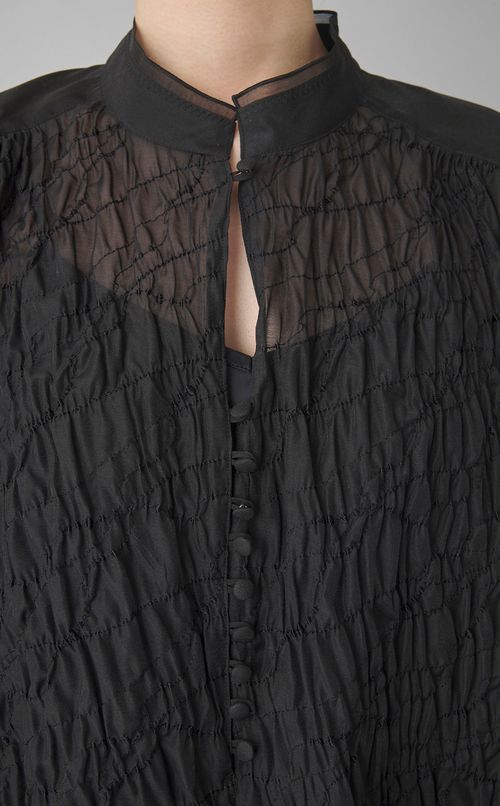 メッシュエンブロイダリーギャザードレス