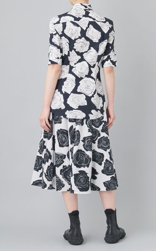 ローズプリントショートスリーブブラウス