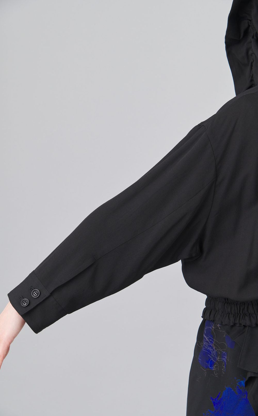 ギャザーフリルフーディブルゾン