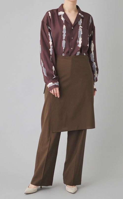 プリントツイルバックスリットシャツ