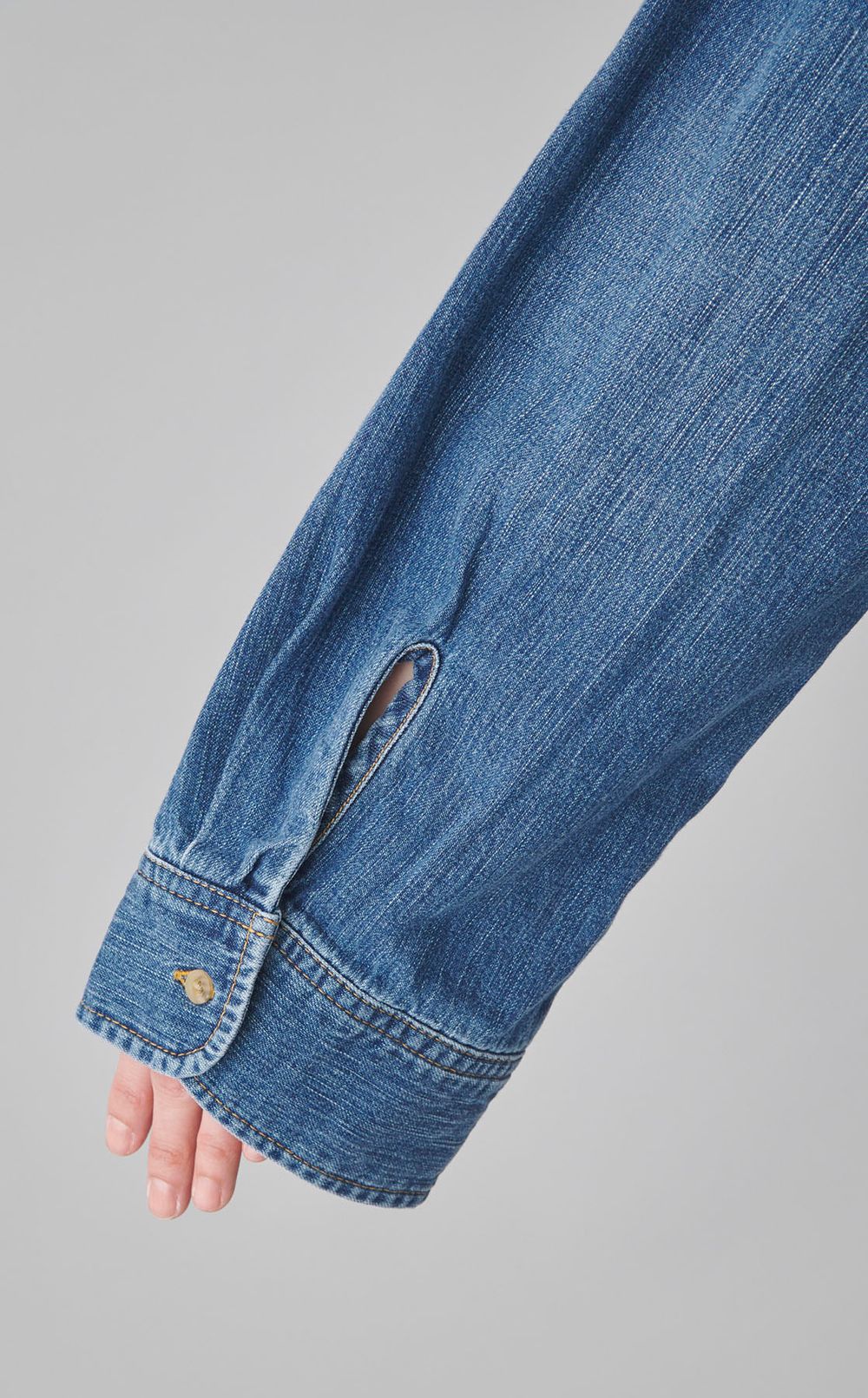 オープンカラーオーバーデニムシャツ