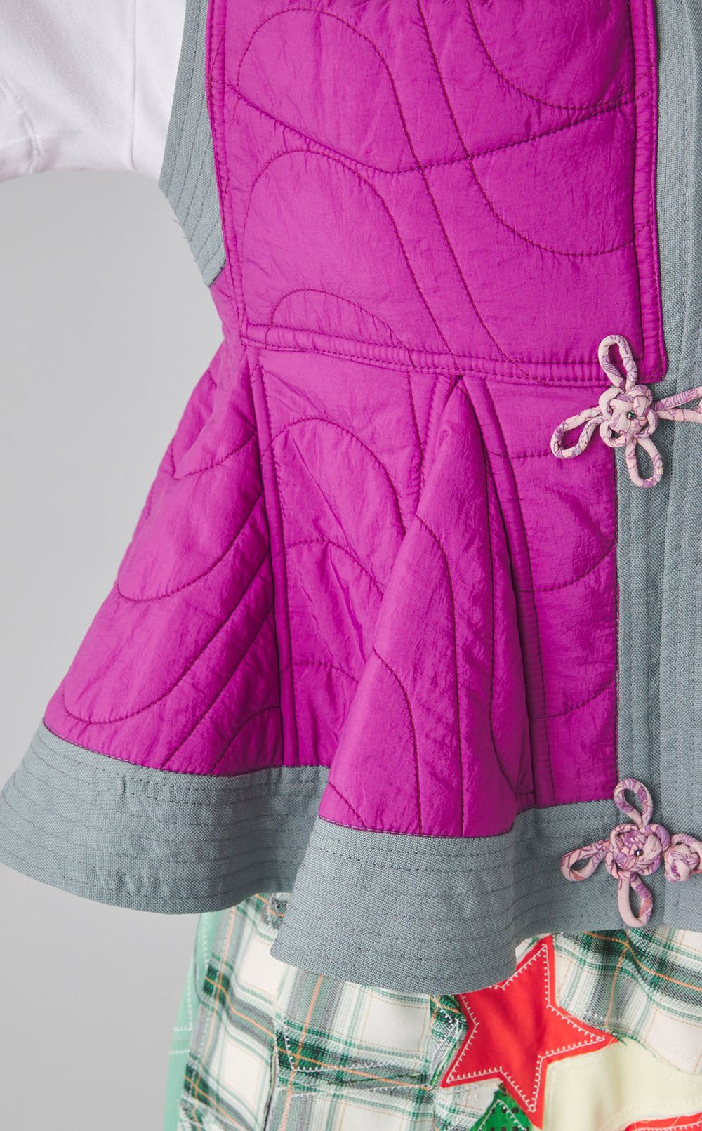 【reADdress】リバーシブルフリルジレ