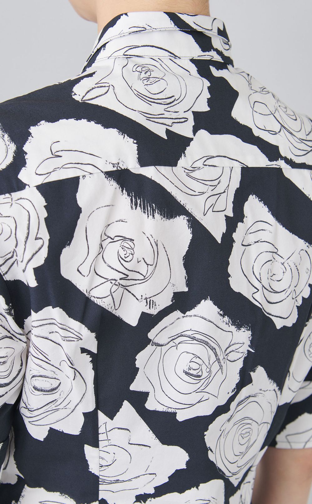 ローズプリントショートスリーブブラウス