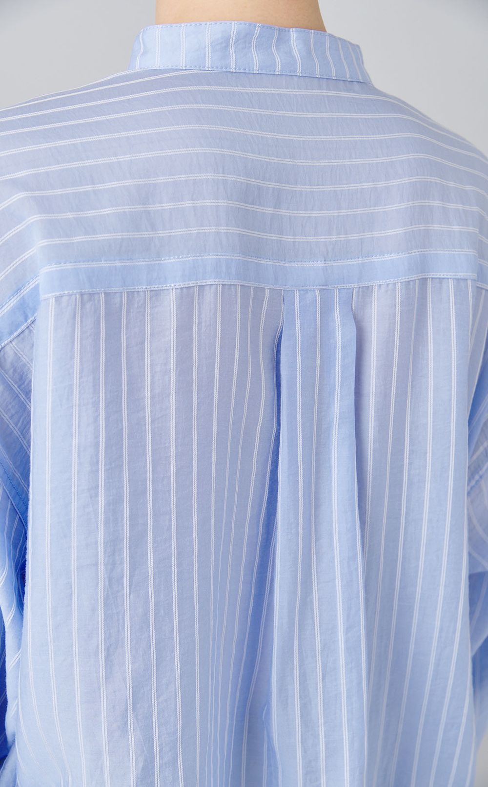 サイドギャザーバンドカラーシャツ