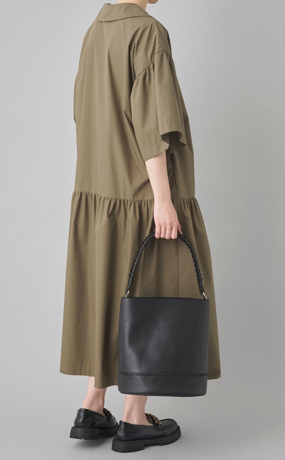 タイプライター ボリュームワンピース