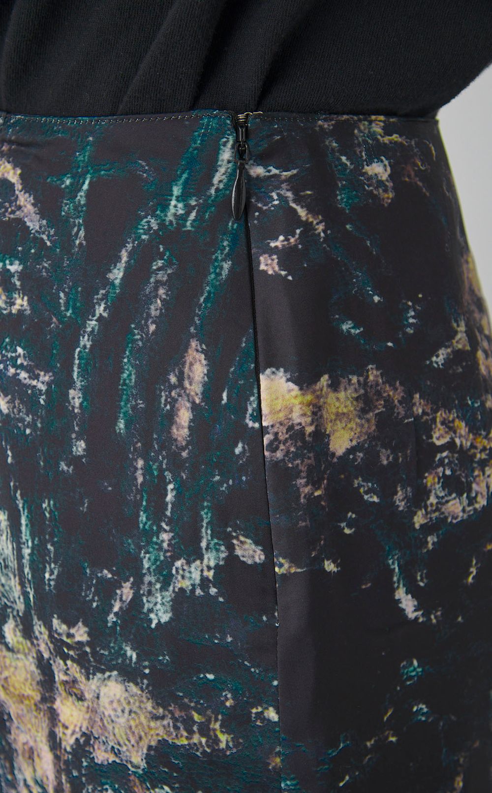 コラージュプリントミディスカート