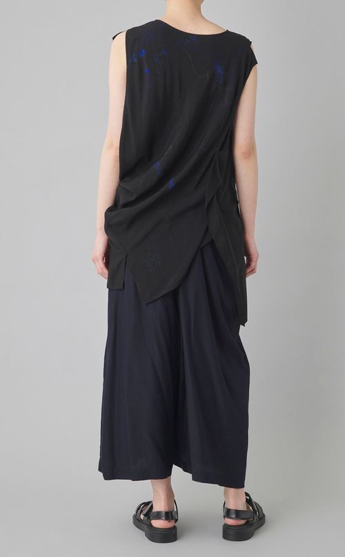 フラワープリントドレープトップス