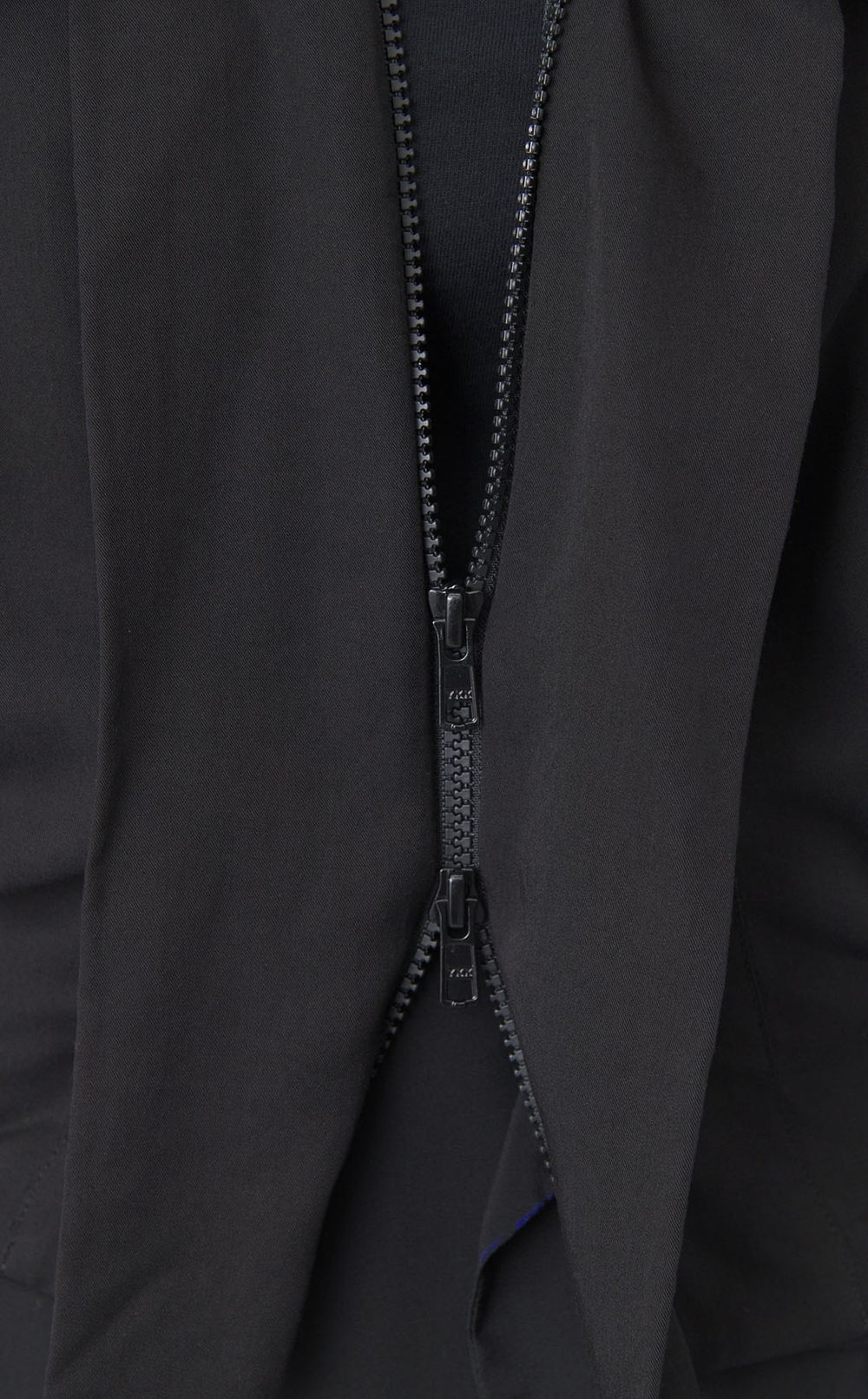 ギャザーフリルフーディブルゾン