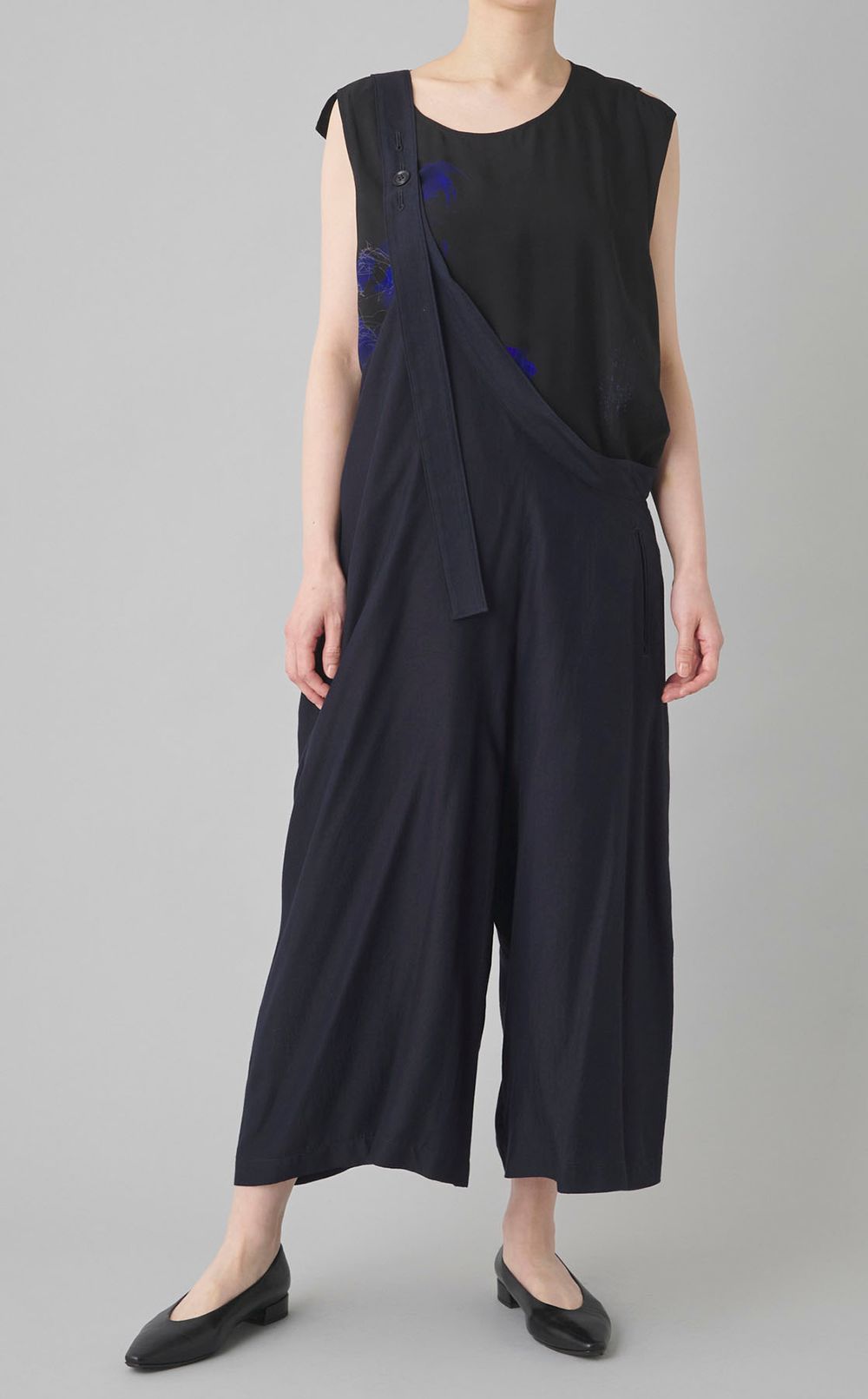 ワンショルダーワイドパンツ