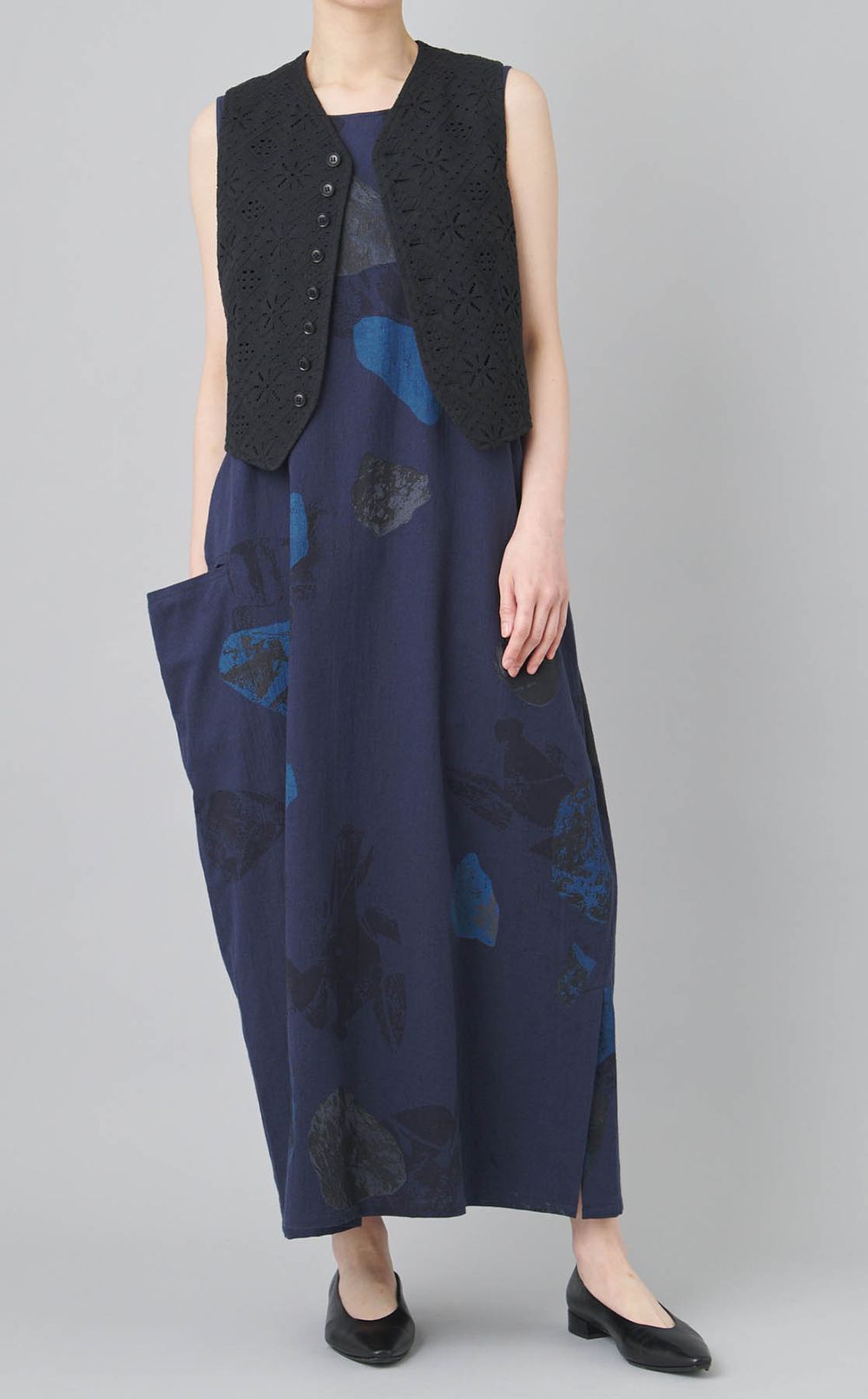 コットンレースノーカラーベスト