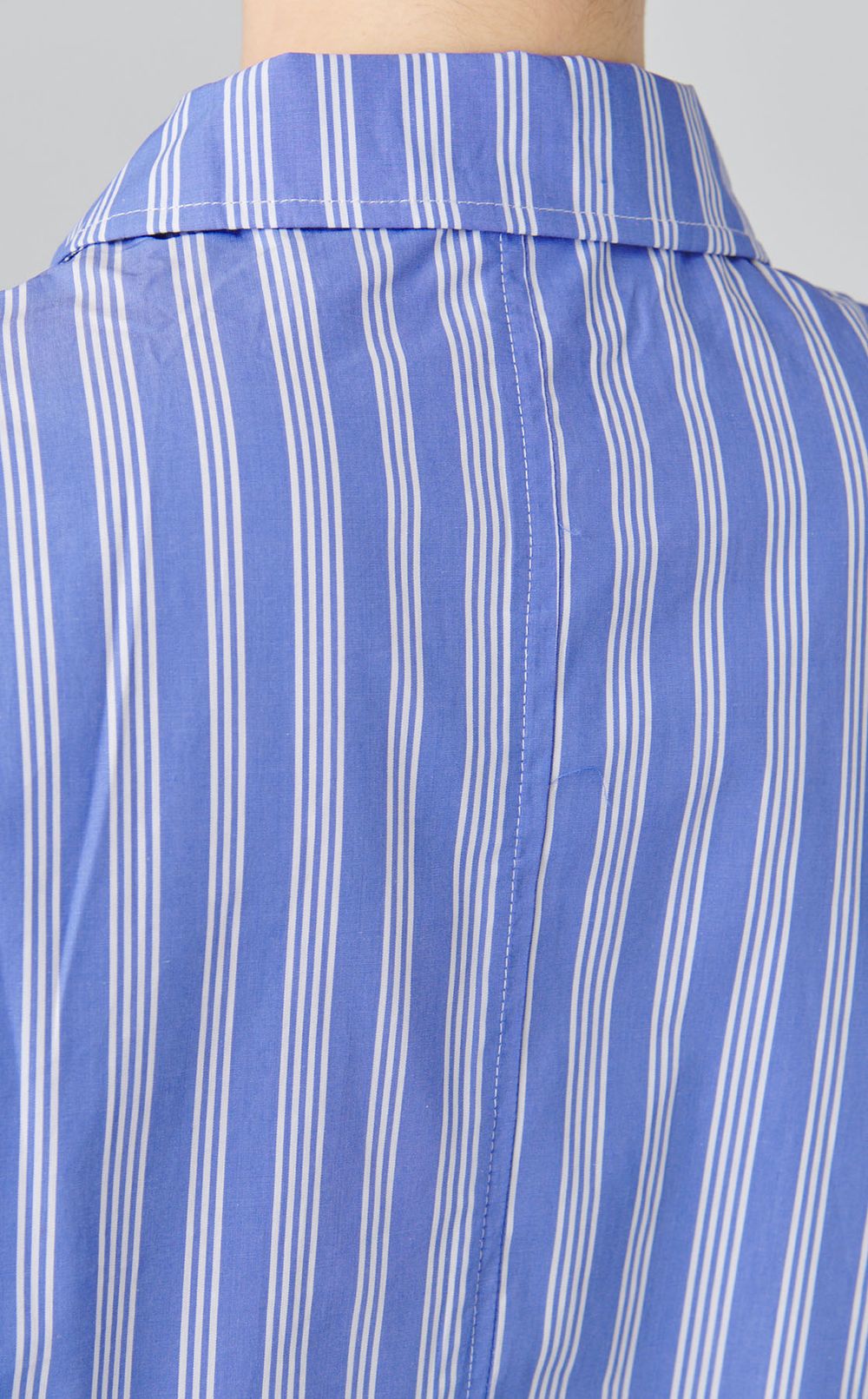 ストライプドローストリングコットンシャツ