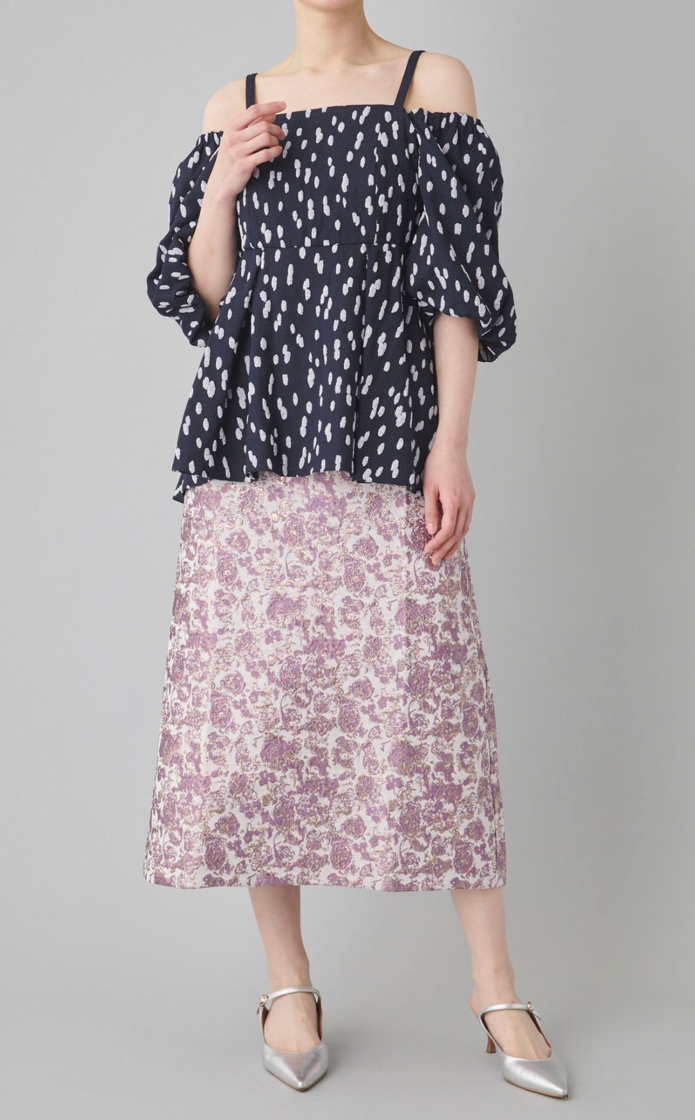 グリッタージャガードペンシルスカート