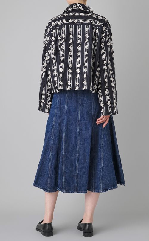 スミレ刺繍ジップブルゾン