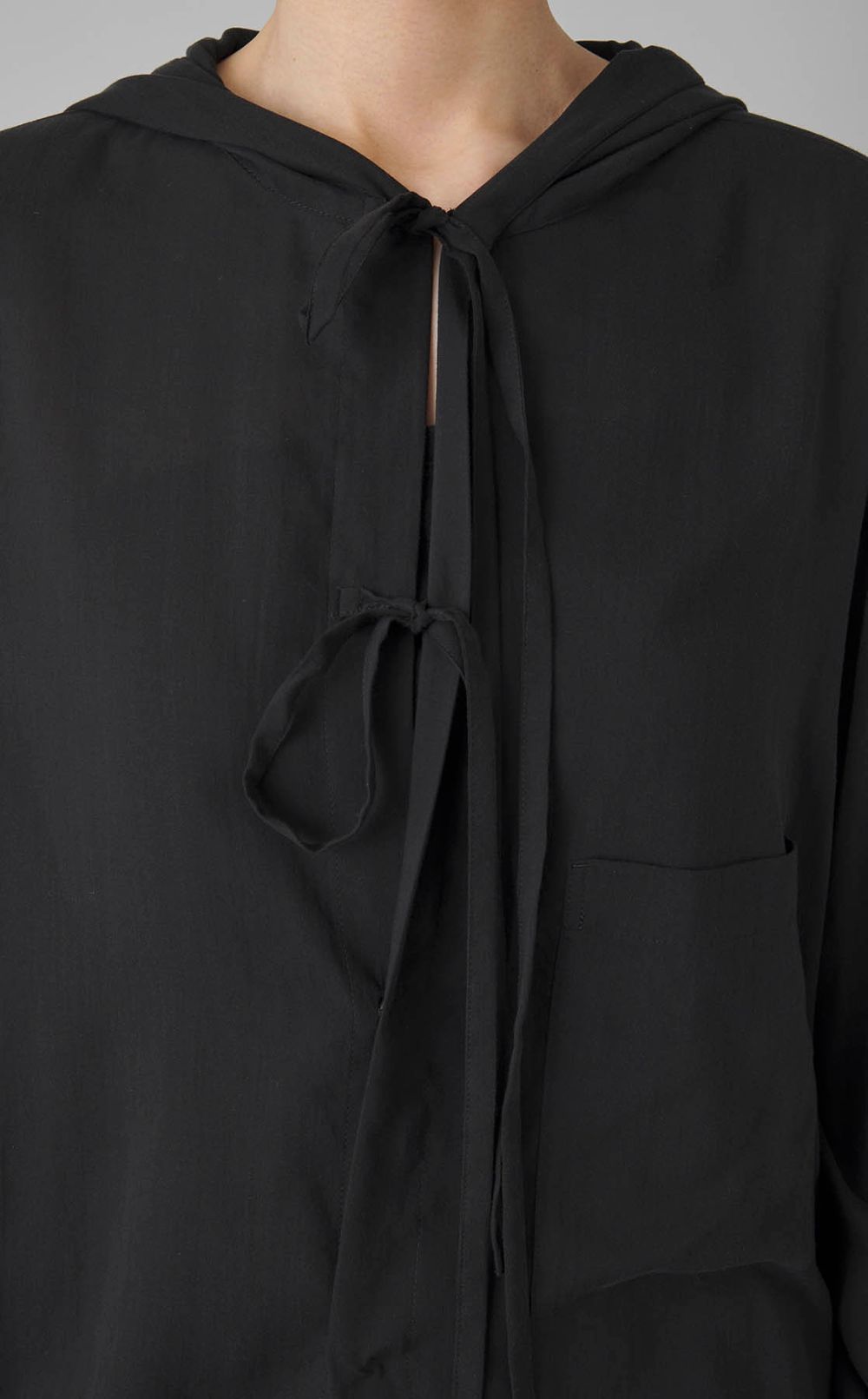 オーバーサイズフーディーブラウス