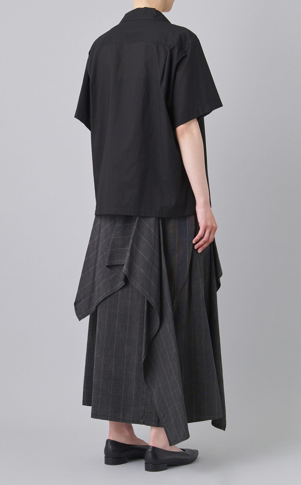 ストライプドレープミディスカート