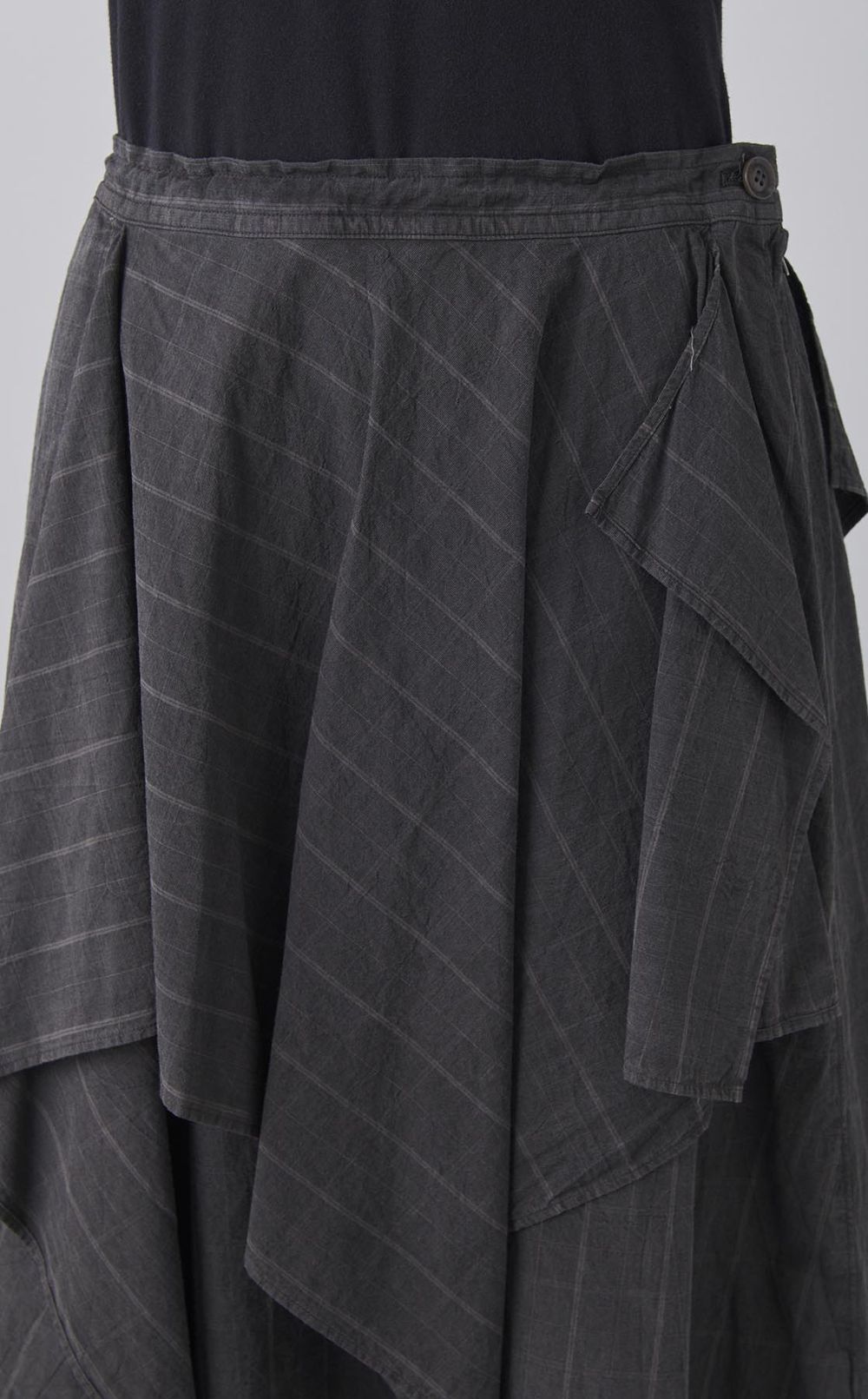 ストライプドレープミディスカート