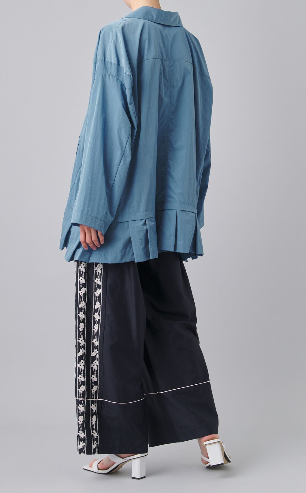 ナイロンタフタオーバーサイズジャケット