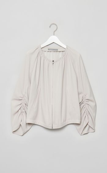 ギャザースリーブジップブルゾン