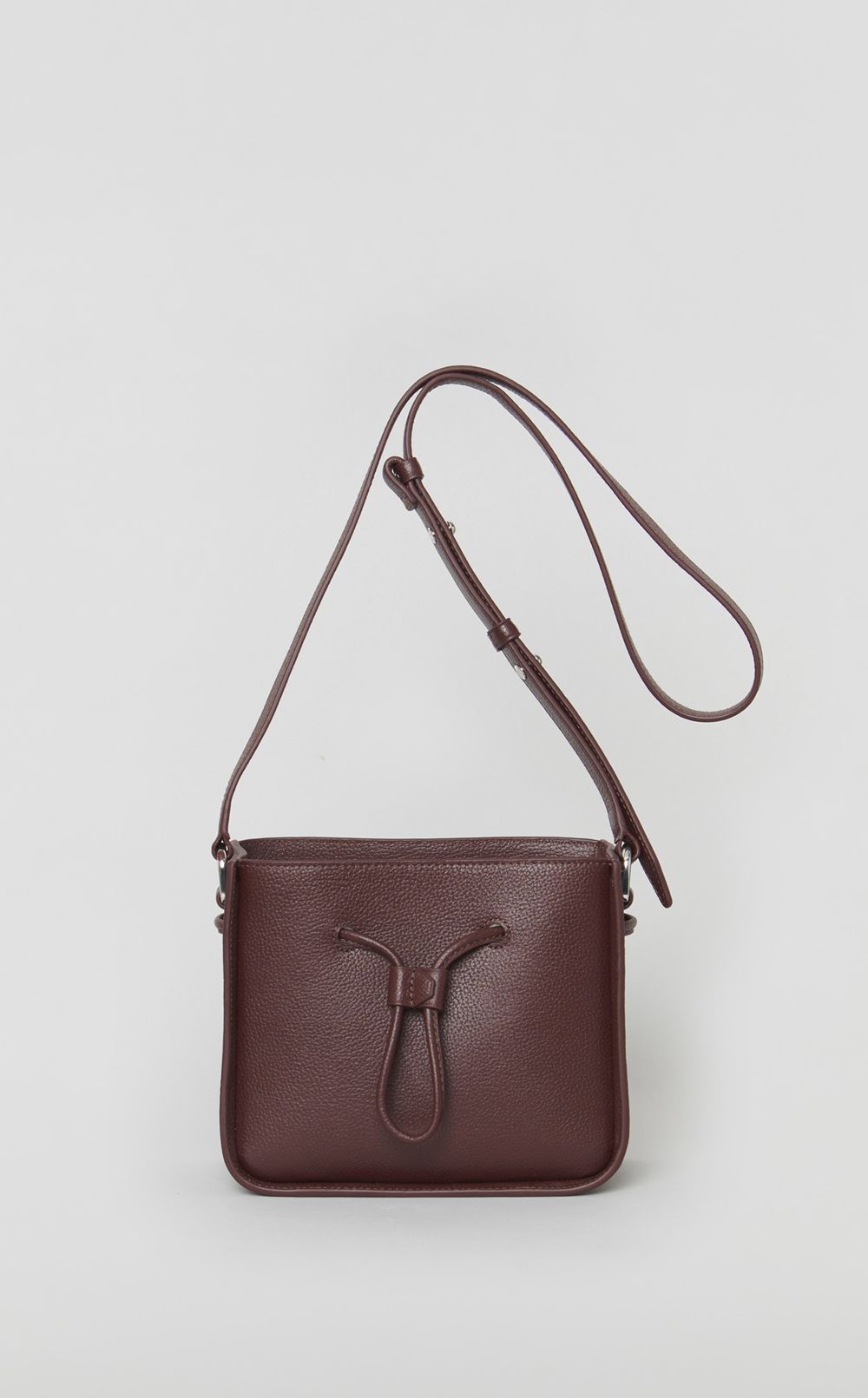 ドローストリングショルダーバッグ