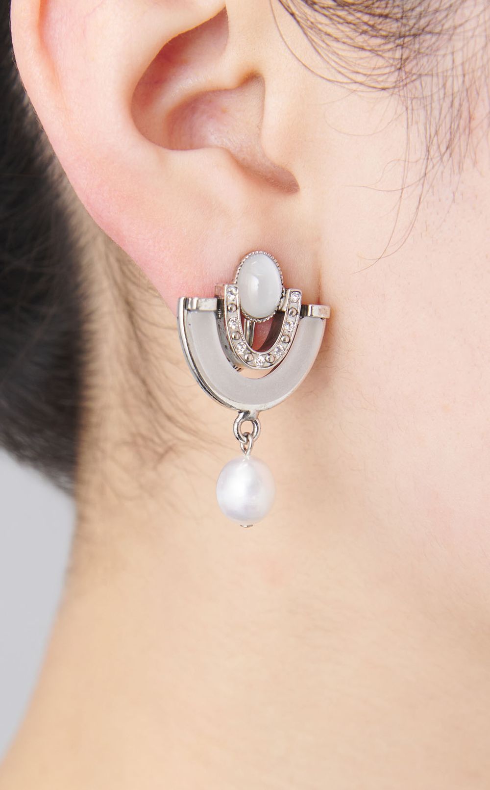 ホースシューパーツパールイヤリング