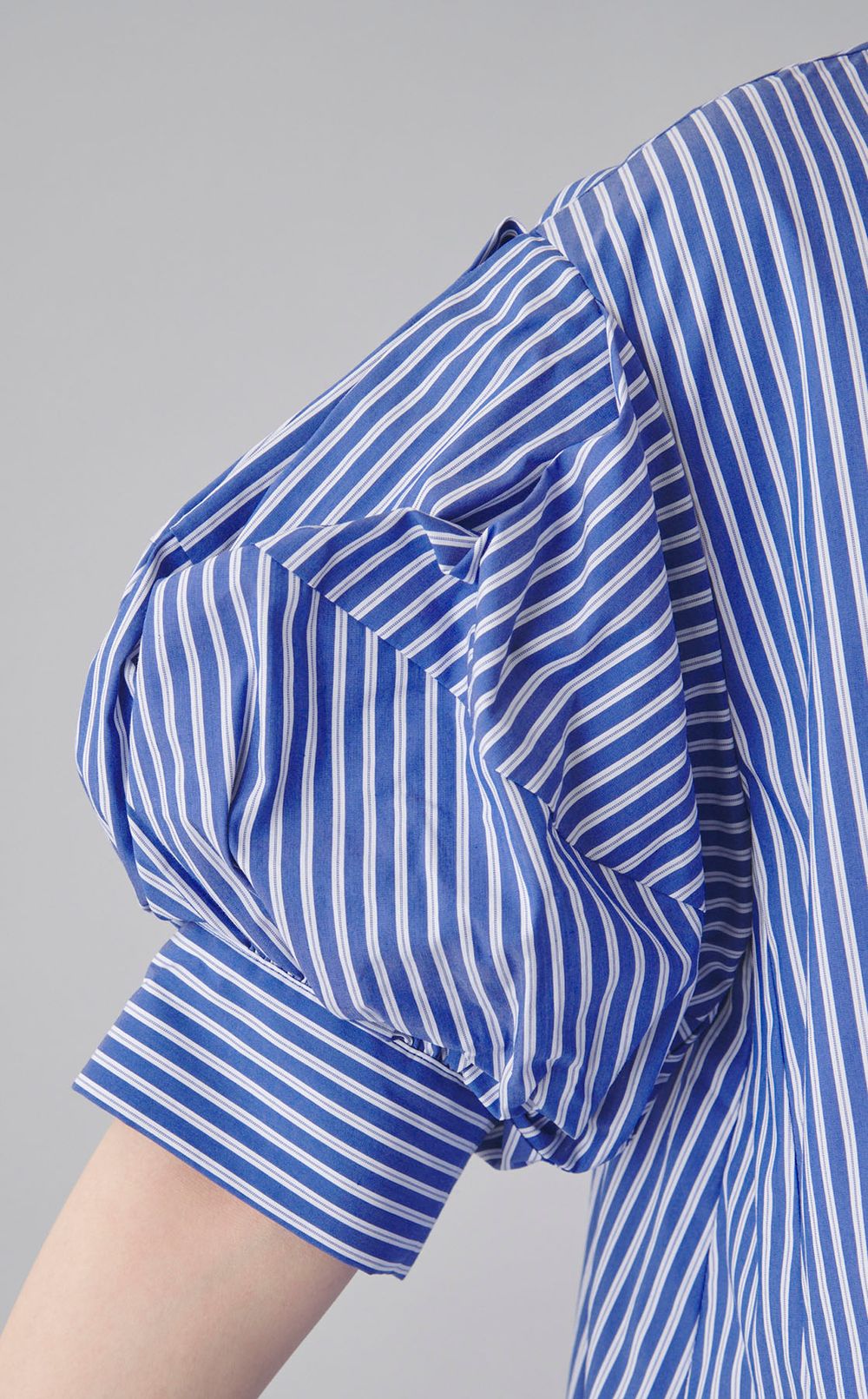 オーバーフォルムシャツワンピース