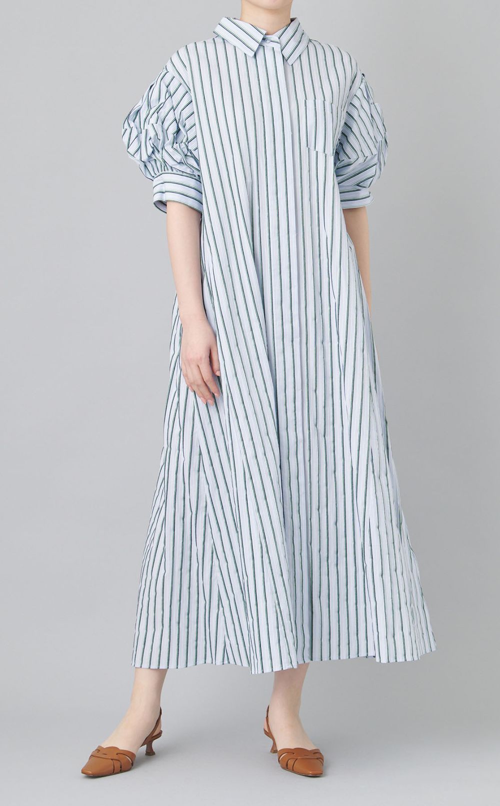 オーバーフォルムシャツワンピース