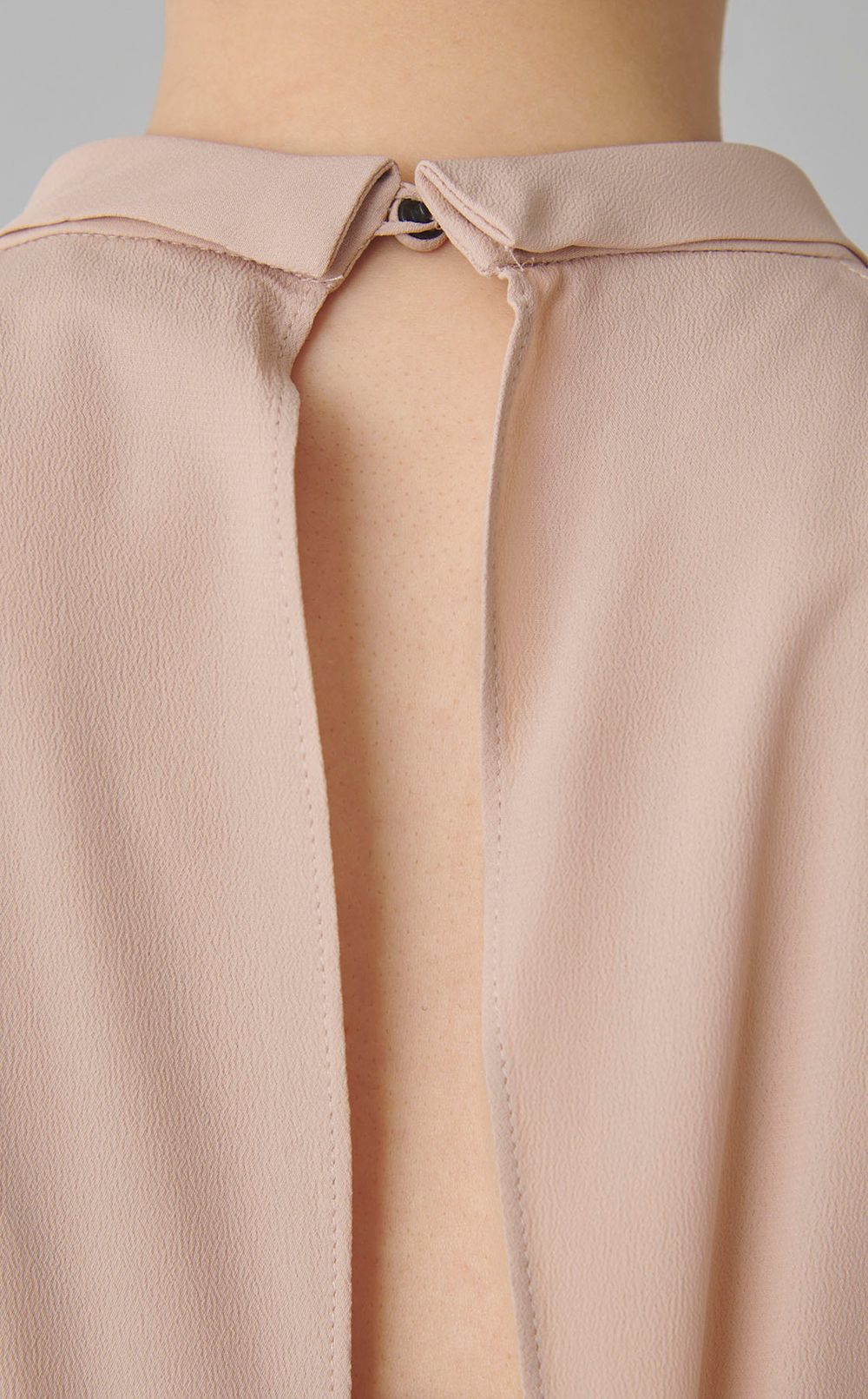 ハイネックキャップスリーブワンピース