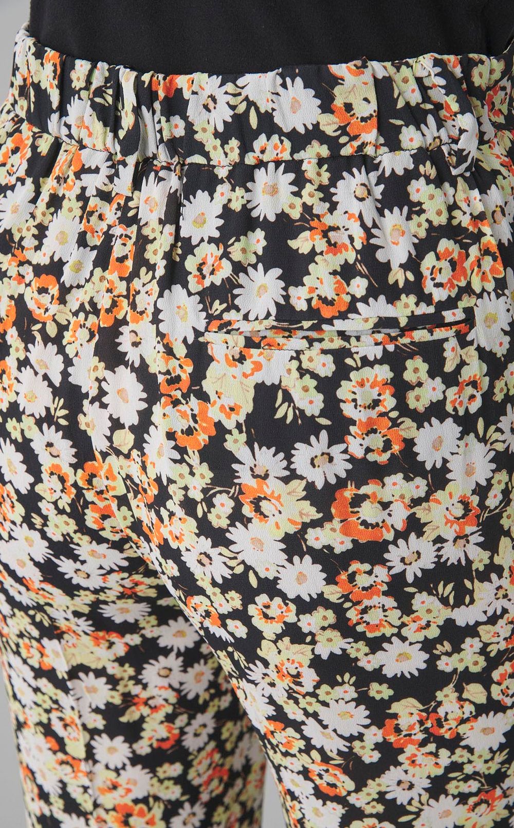 フラワープリントストレートパンツ