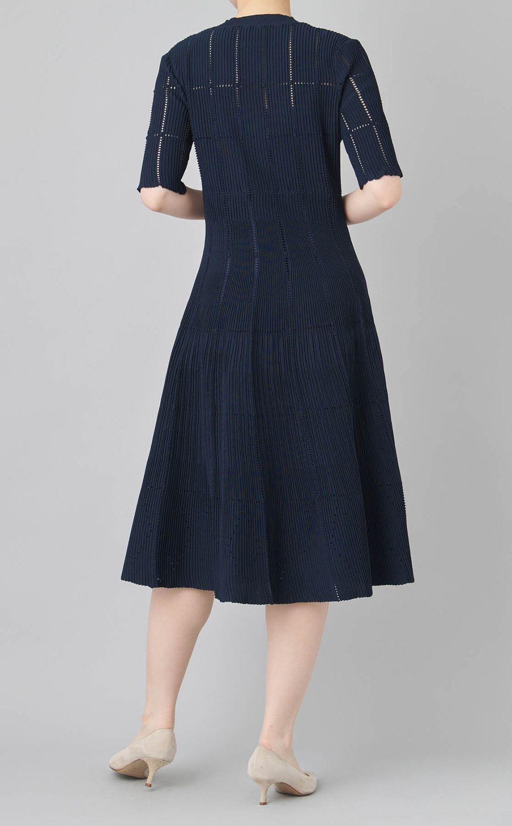 ダイヤヘムニットワンピース