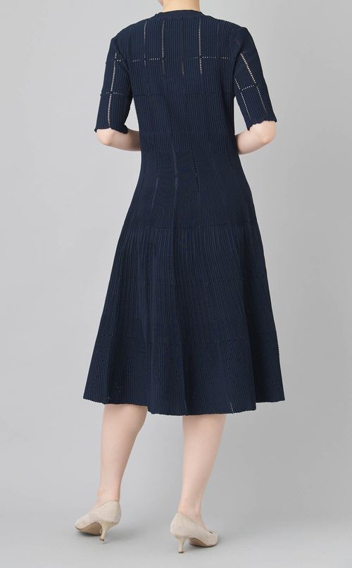 ダイヤヘムニットワンピース