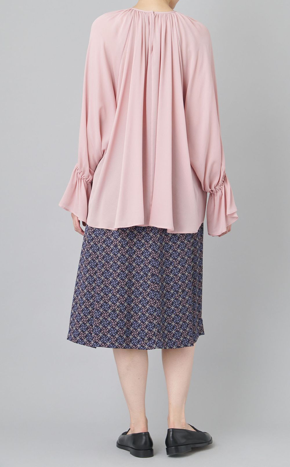 シルクキャンディスリーブブラウス