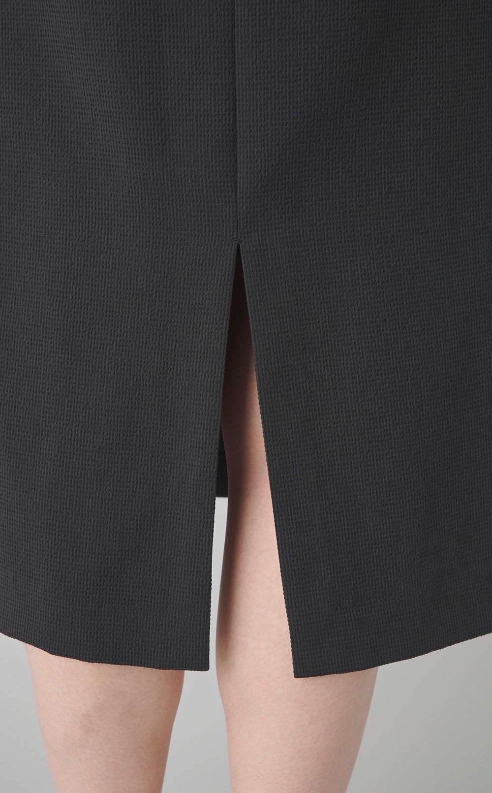 ギャザーVネックワンピース