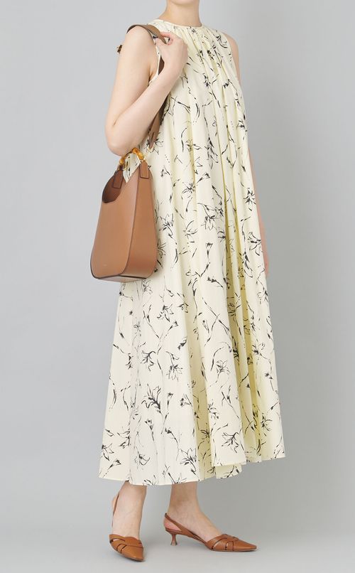 フラワープリントギャザーワンピース