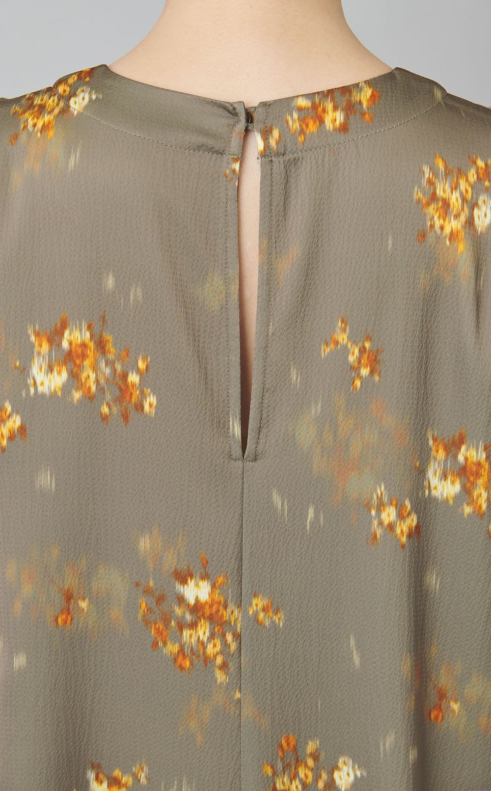 フラワープリントAラインワンピース