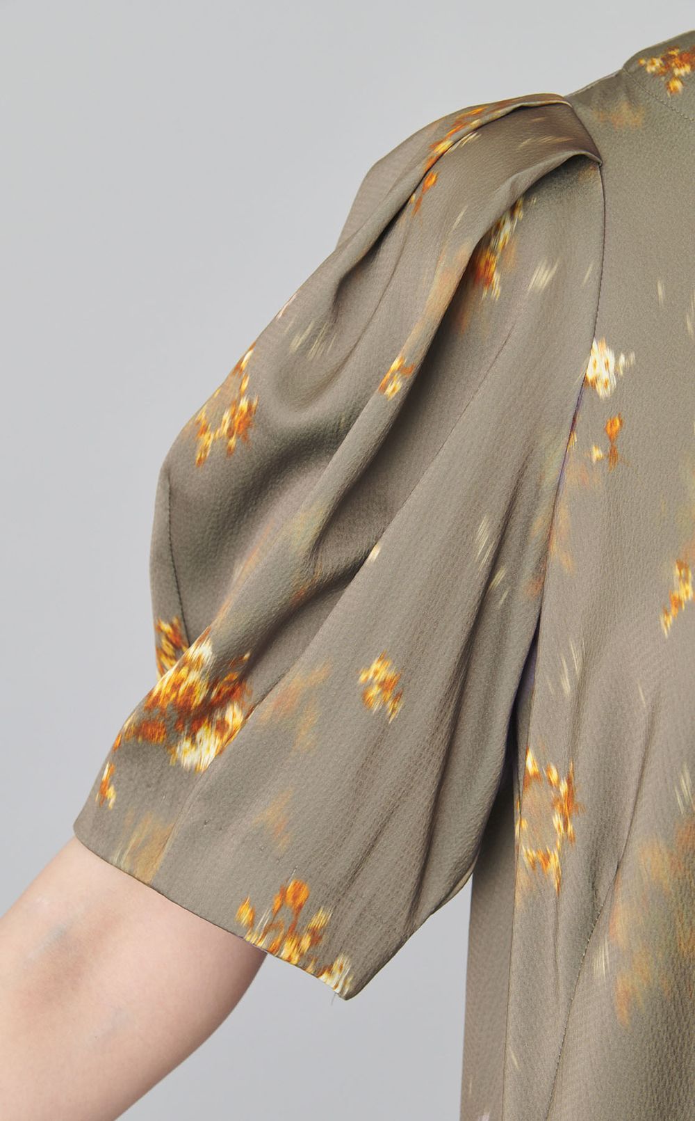 フラワープリントAラインワンピース