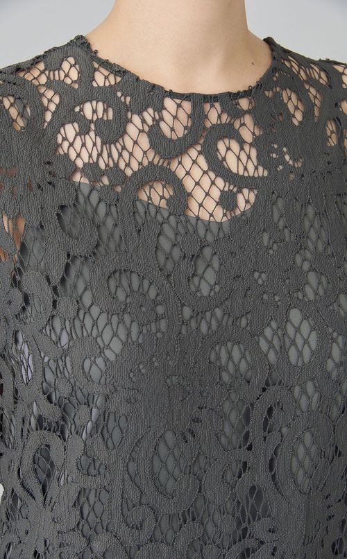 ラッセルレースワンピース