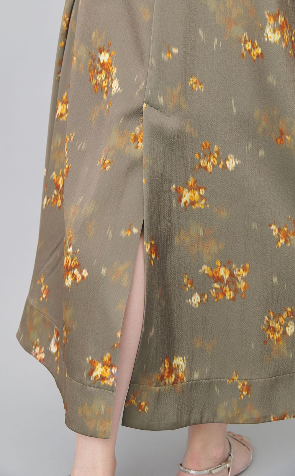 フラワープリントAラインワンピース