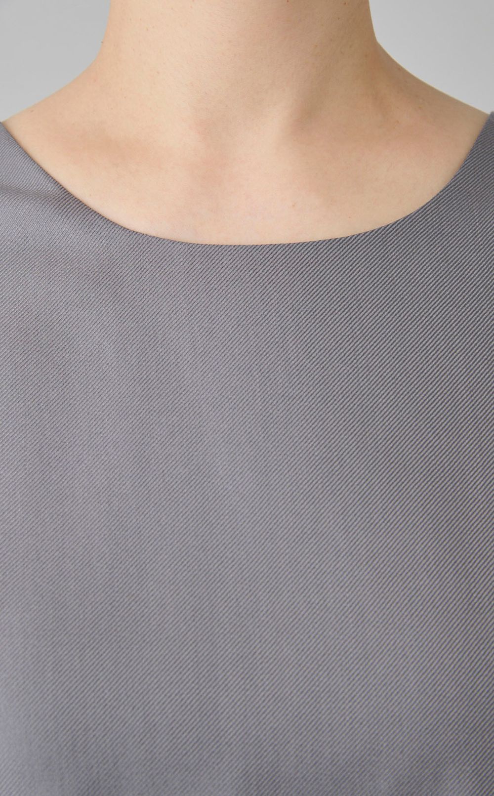 バッククロスロングワンピース